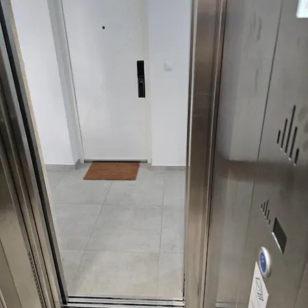 Andjelka A26 Silver Lake, Srebrno Jezero,